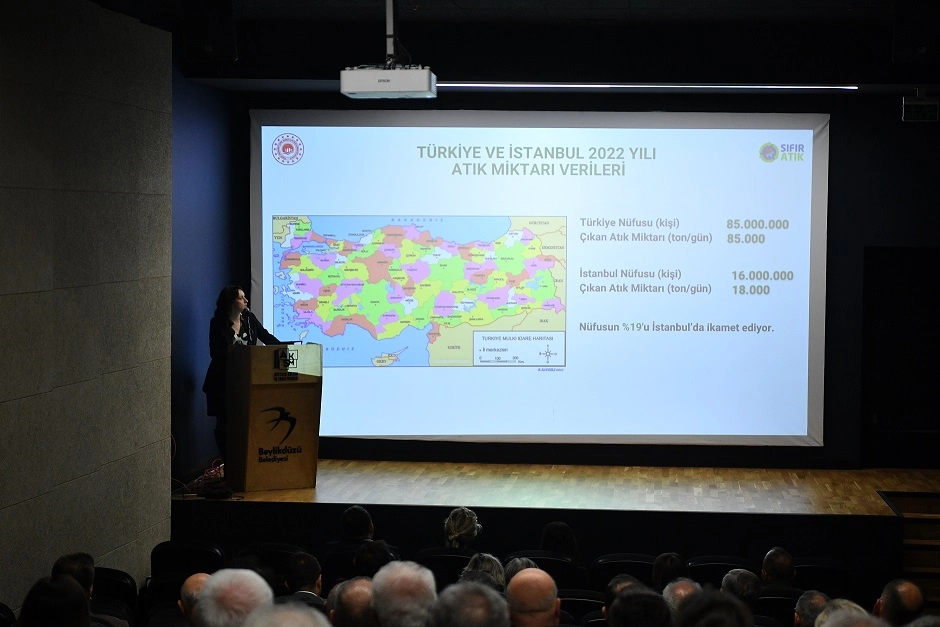 İstanbul Beylikdüzü'nde site yöneticilerine 'sıfır atık' eğitimi