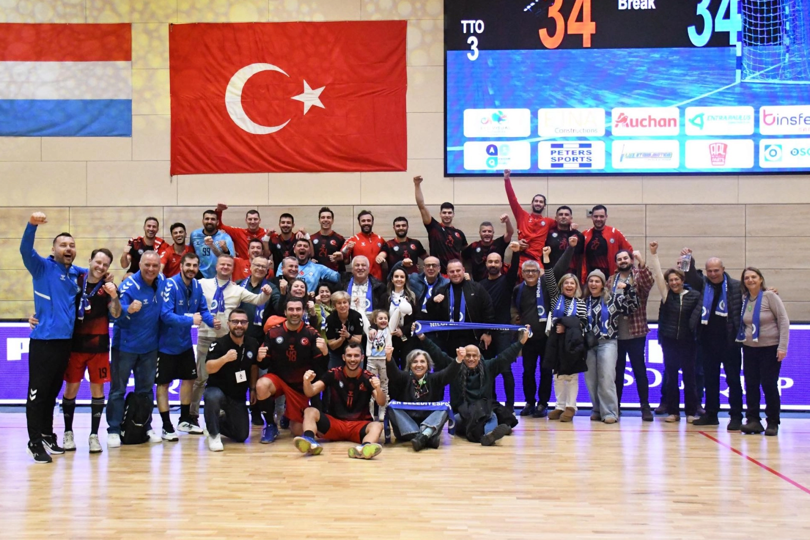 Bursa Nilüfer Belediyespor Avrupa'da son 16’ya yükseldi