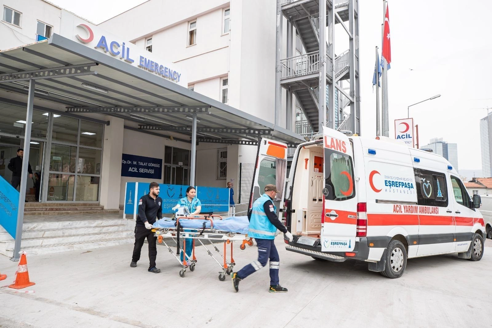 İzmir sağlıkta Türkiye’ye rol model oldu