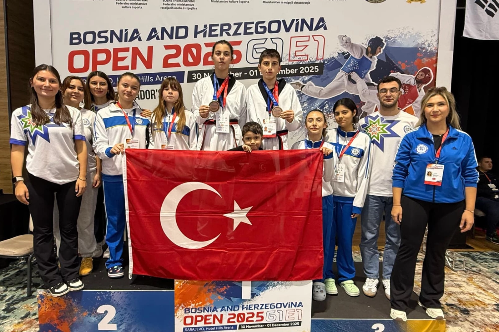 Muğlalı tekvandocular Bosna Hersek’te madalyaları topladı