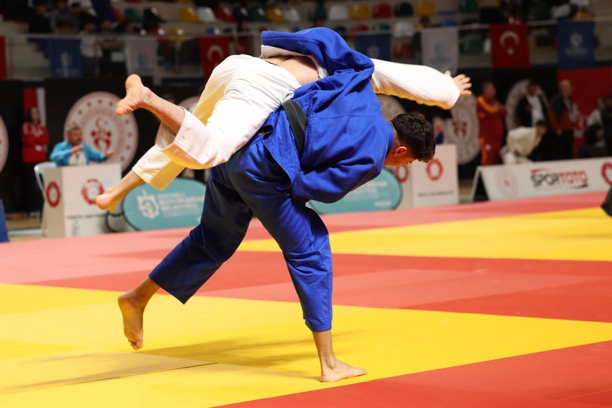 Kocaeli'de gözler Büyükler Türkiye Judo Şampiyonası finalinde
