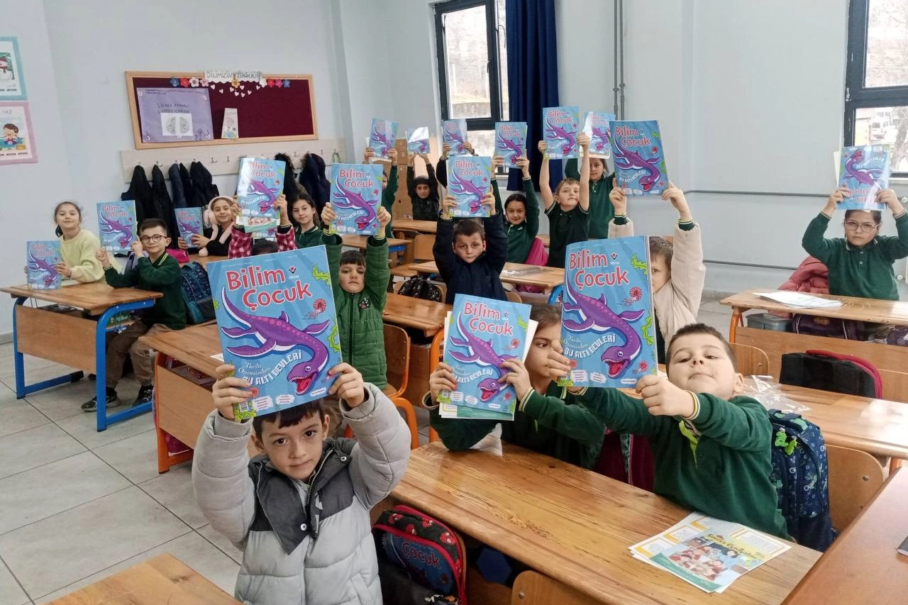 Sakarya'da minik kalpler bilimle buluşuyor