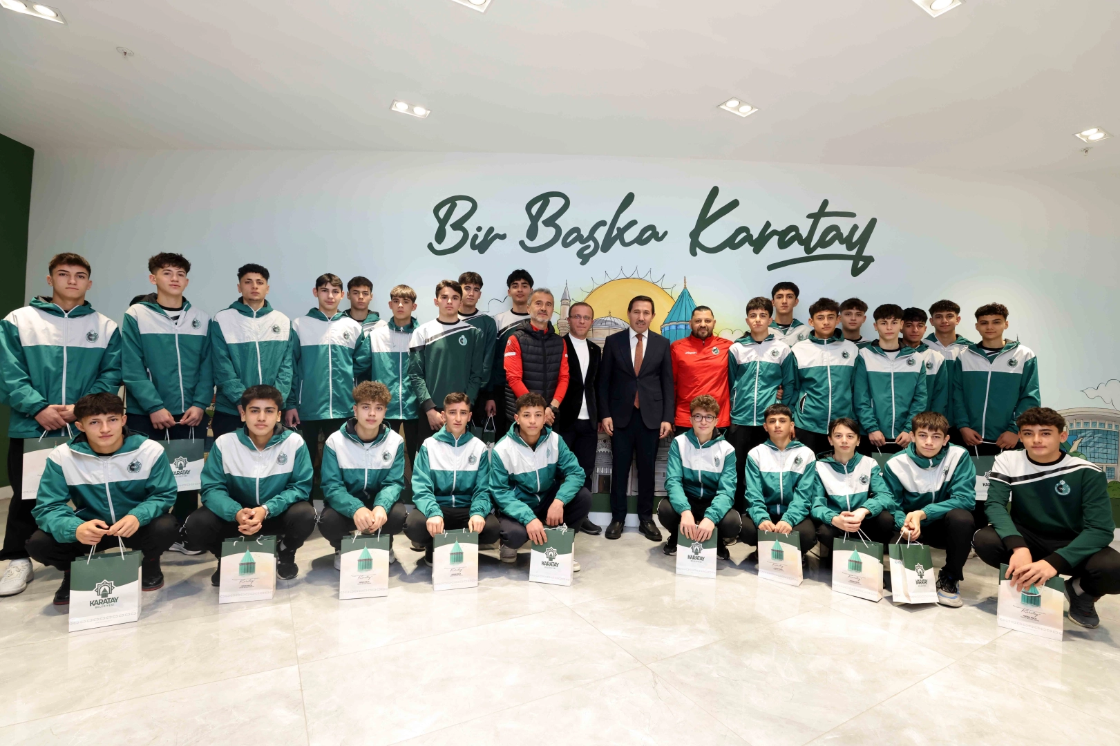 Karatay Belediyespor’dan futbol ve güreşte büyük başarı