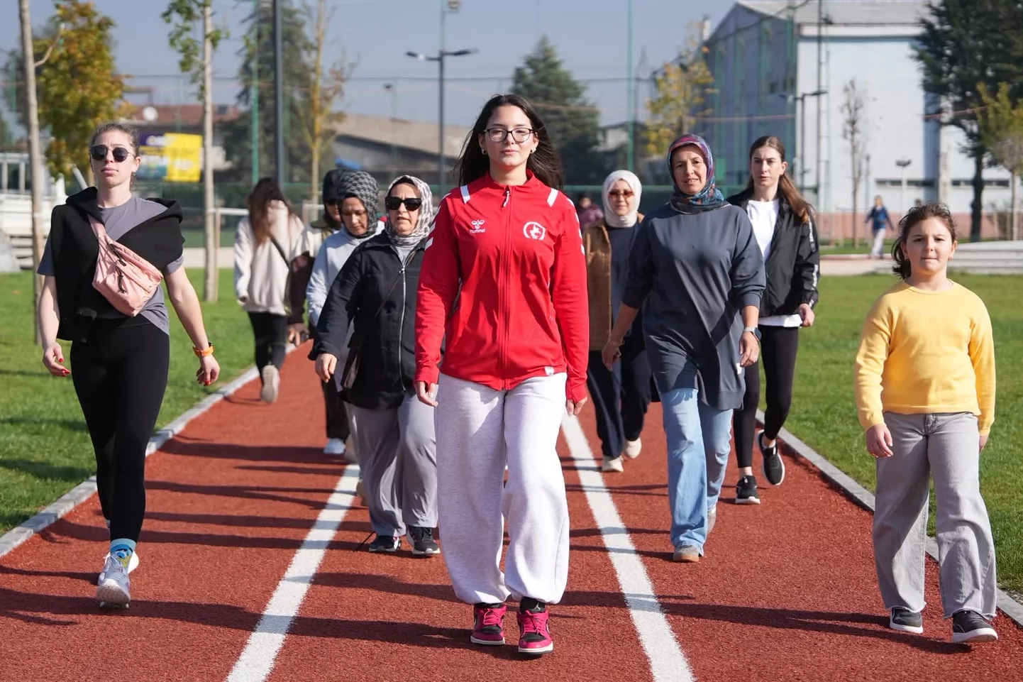 Düzce’de “Çocuklar Okula, Anneler Spora” projesi başladı