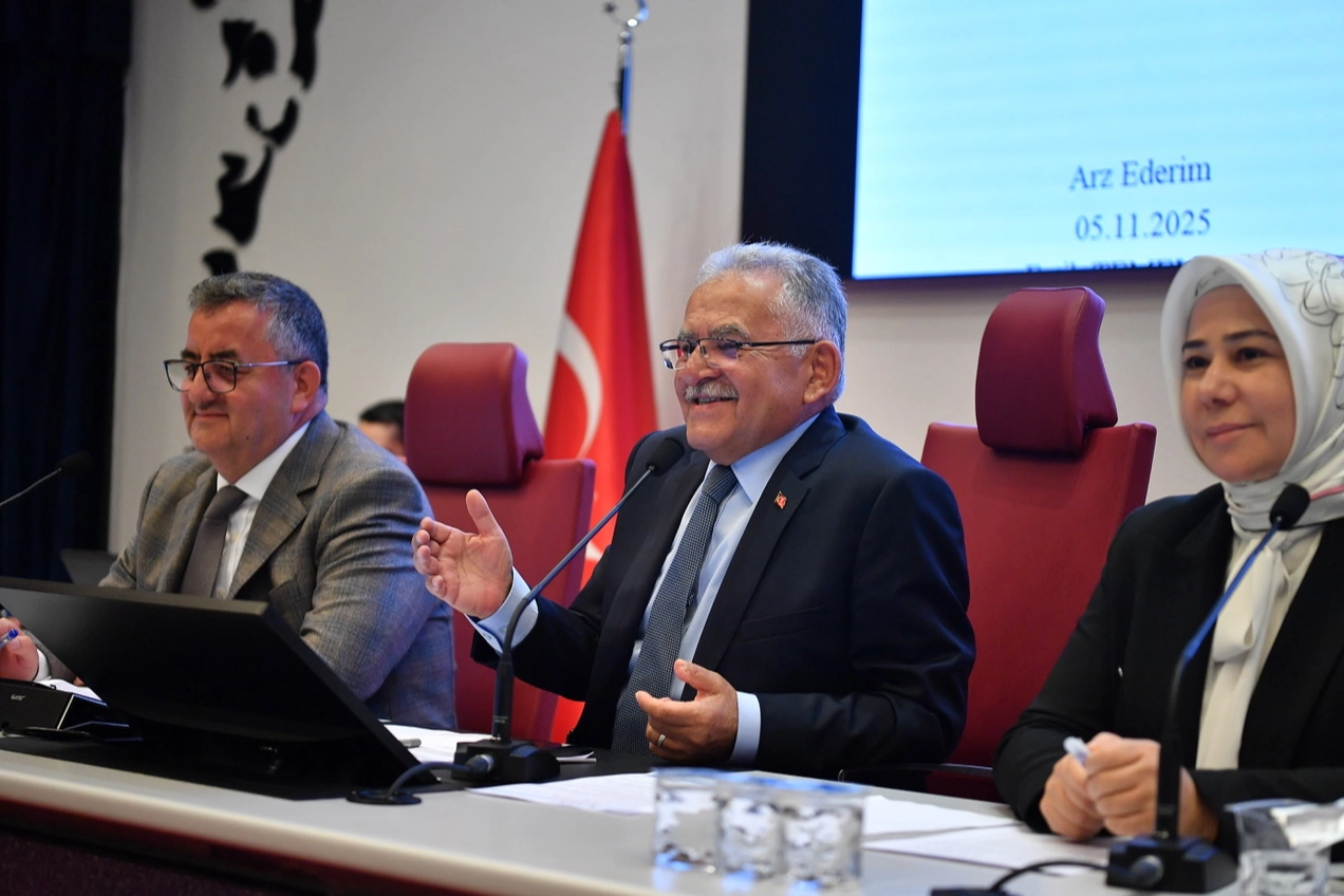 Kayseri Büyükşehir Meclisi'nden Büyükkılıç'a 'su' teşekkürü
