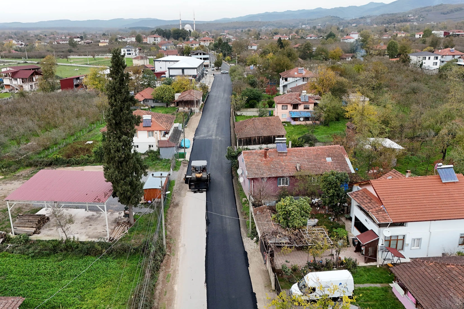 Sakarya Hendek’te kısa sürede 15 km'lik yenileme