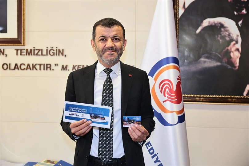 Denizli'de ihtiyaç sahipleri Horoz Kart ile nefes alıyor