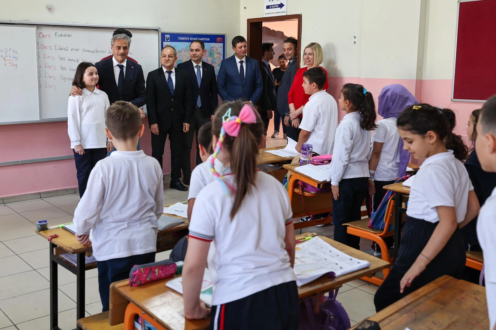 Minik Ravza arkadaşlarına verdiği 'Yusuf Alemdar'ı getireceğim sözünü tuttu
