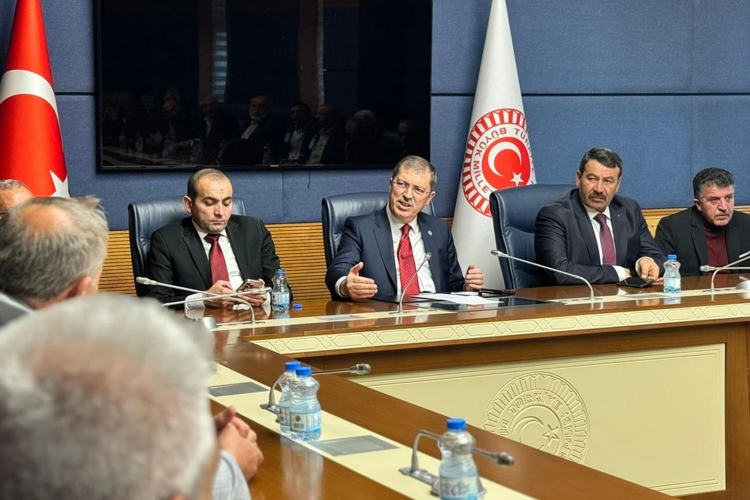 Tokatlı 70 muhtar Gazi Meclis'te