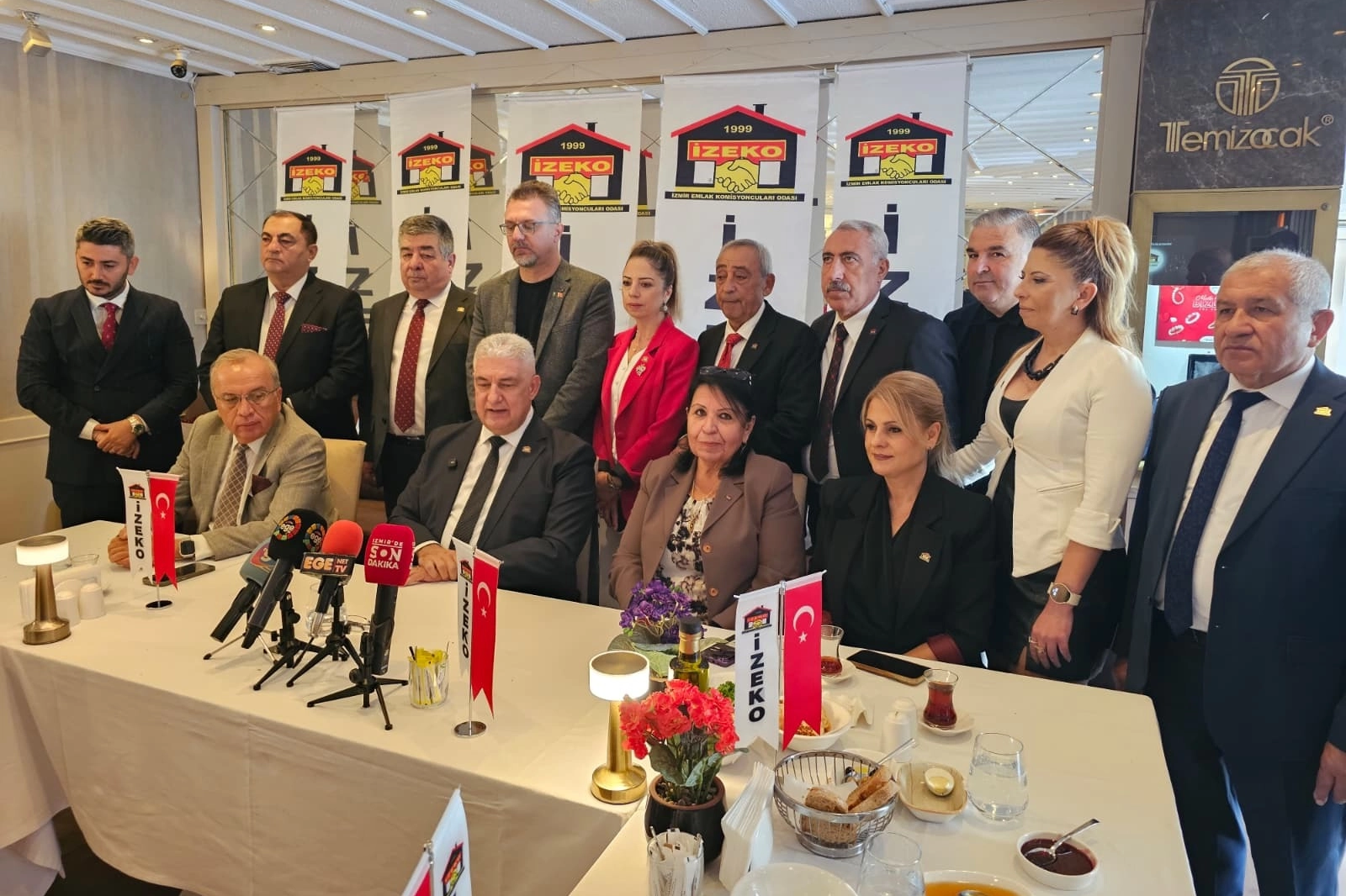 İzmir Emlakçılar Odası’ndan dijital CRM ve eğitim sistemi