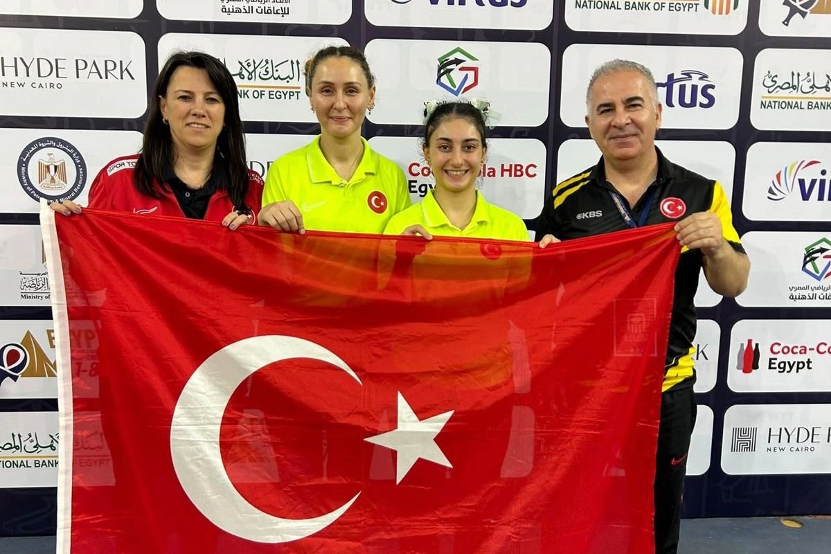 Milli formayla masa tenisinde Dünya Şampiyonluğu