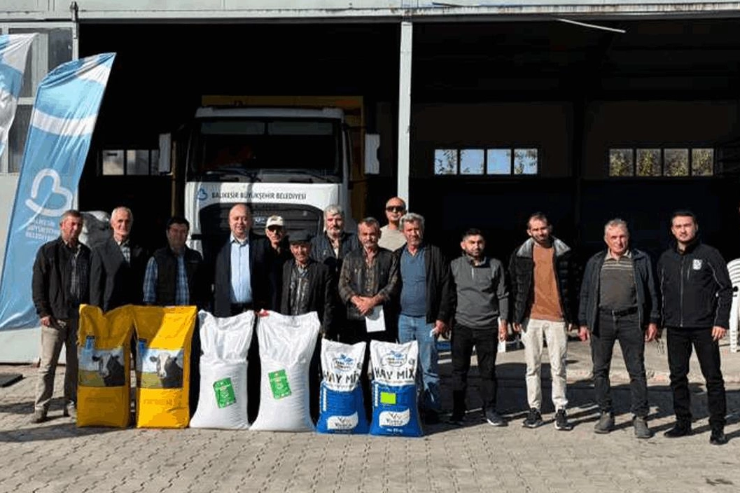 Balıkesir'de tohum desteği üreticinin yüzünü güldürüyor