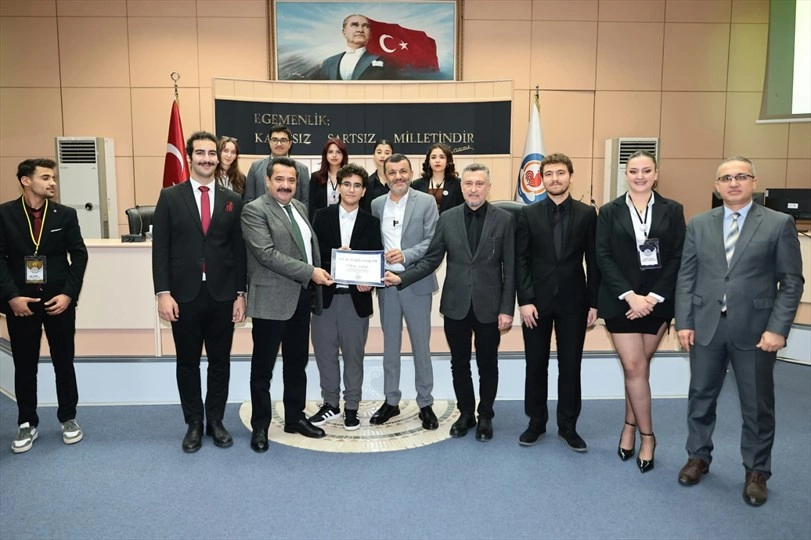 Gençler Denizli’nin geleceğini tartıştı