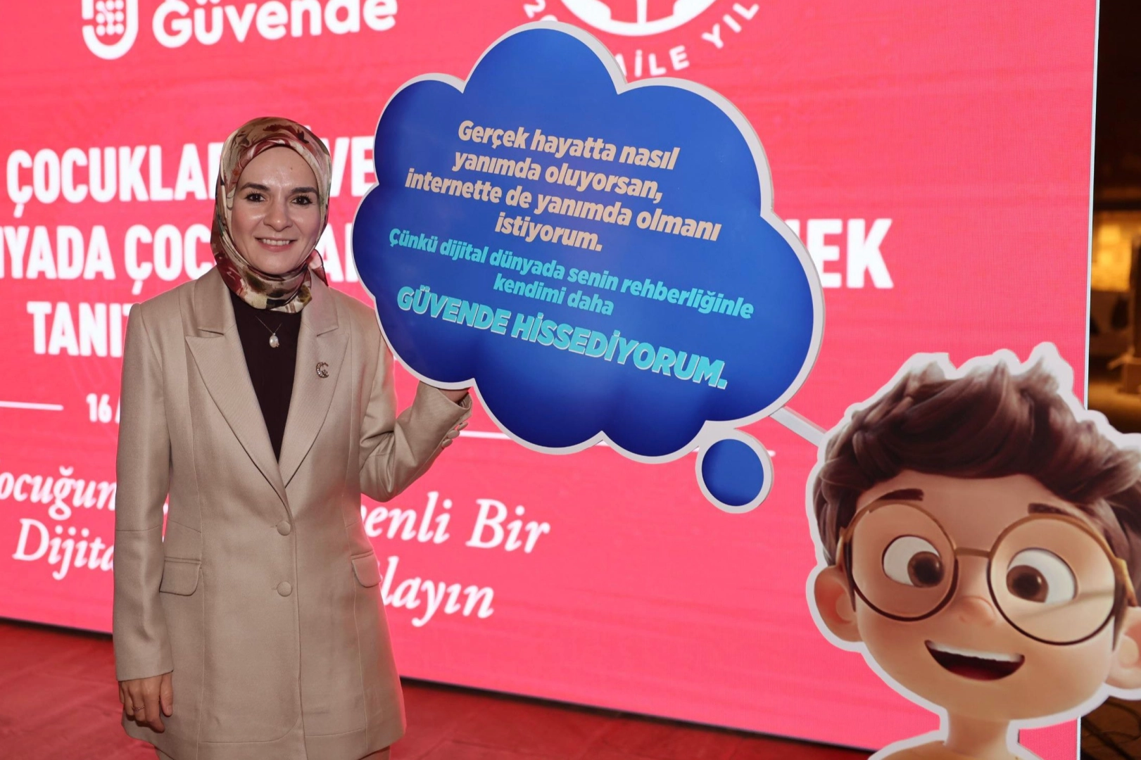 Dijital dünyada çocuklara güvenlik hamlesi... "Çocuklar Güvende" platformu devrede