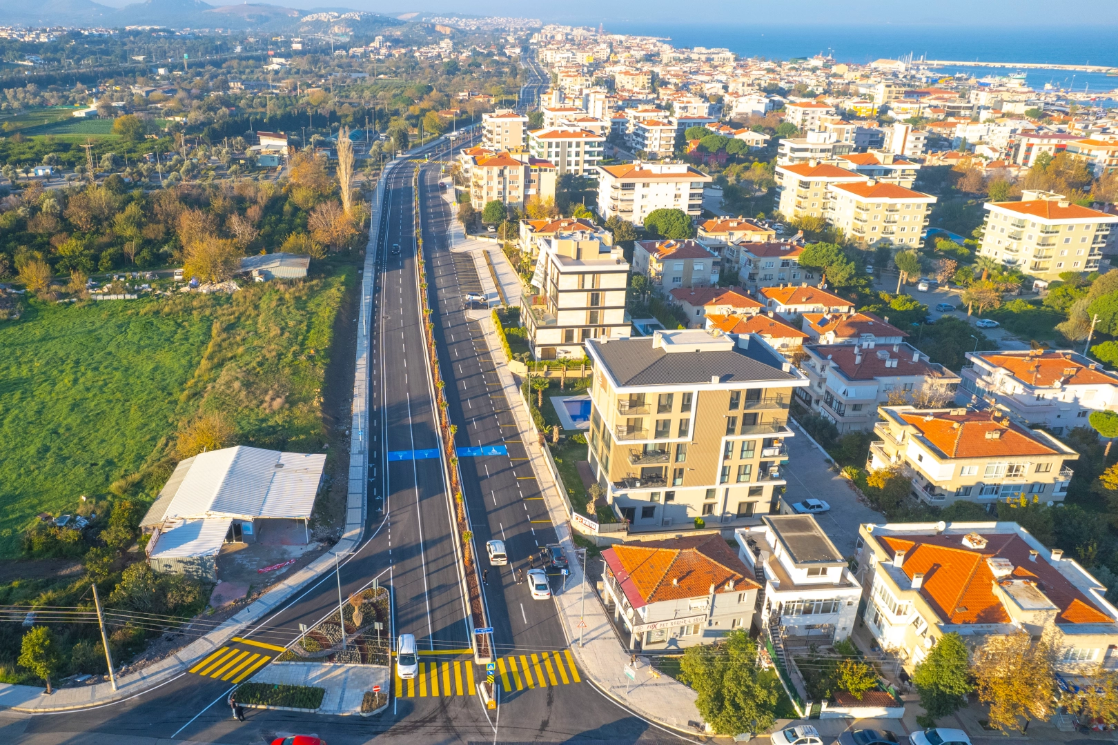 İzmir'de Cumhuriyet Bulvarı’nın ilk etabı tamamlandı