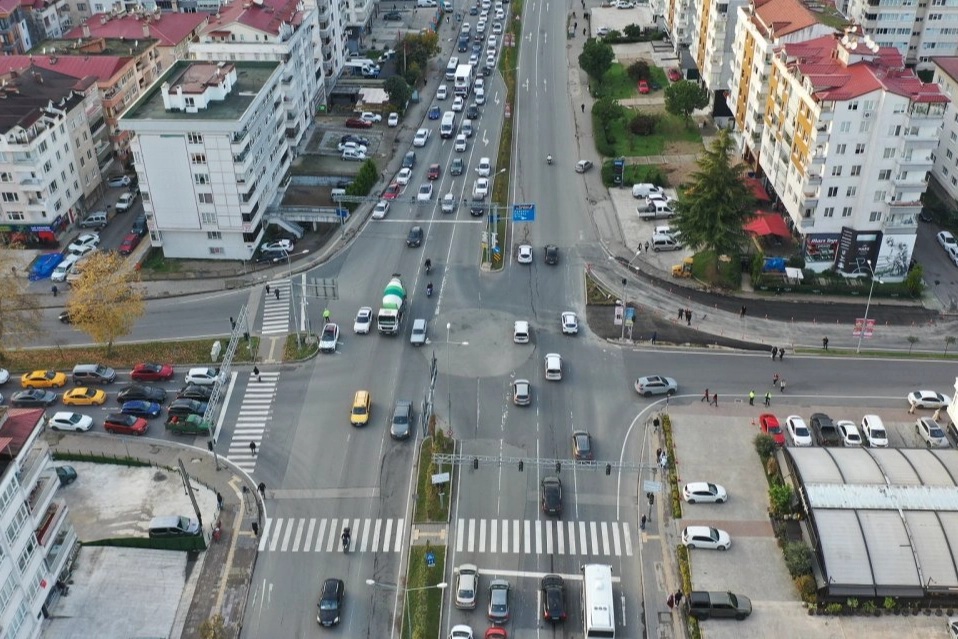 Ordu Büyükşehir’den Sivas Kavşağı’na yeni düzenleme