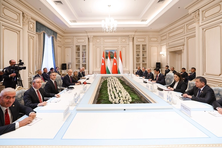 TBMM Başkanı Kurtulmuş, Tacikistanlı mevkidaşı ile buluştu