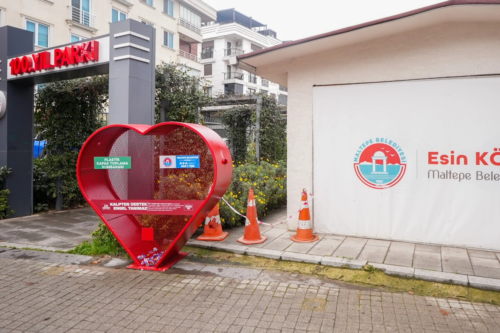 İstanbul Maltepe'de kapaklar umuda dönüşüyor