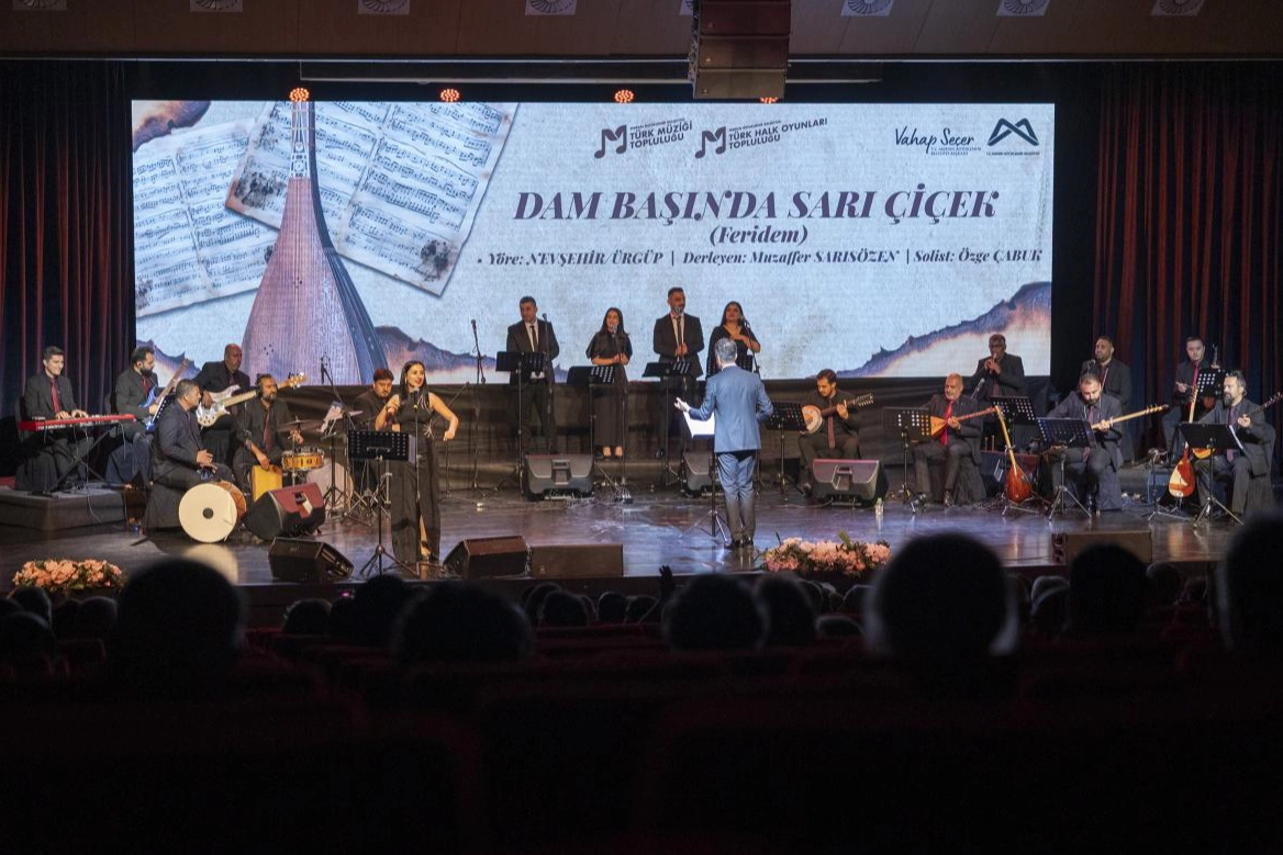 Mersin'de Anadolu’dan Ezgiler'le unutulmaz gece