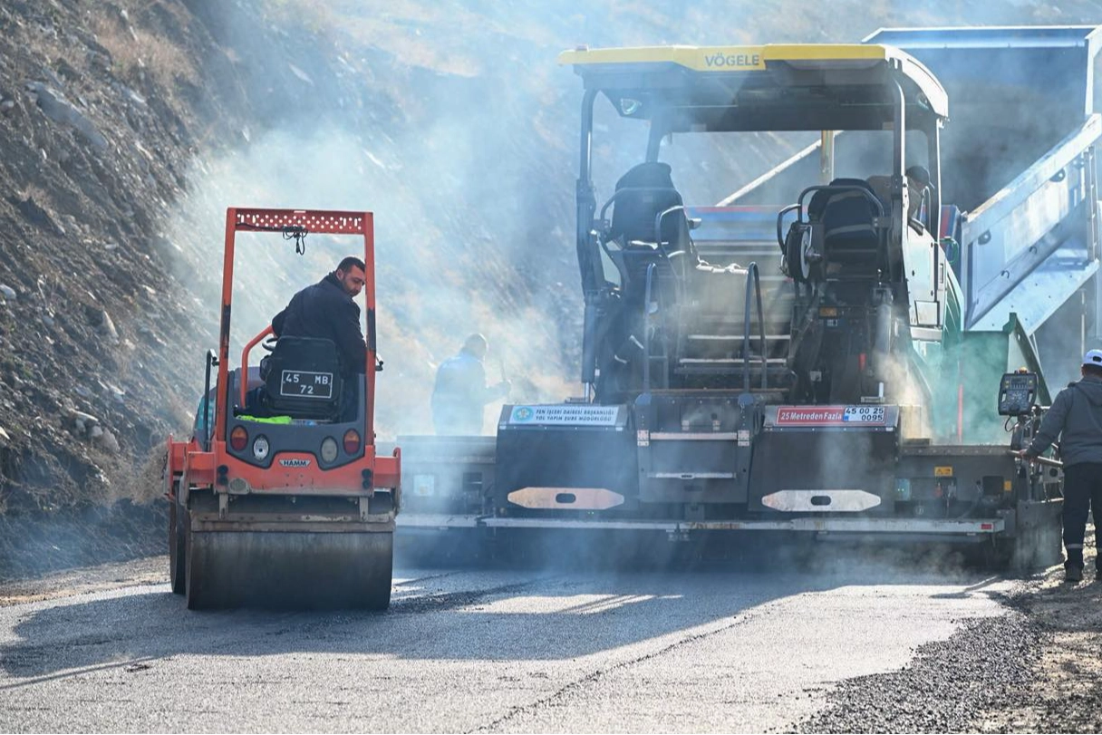 Başkan Dutlulu, madencilerin yıllardır beklediği yol için harekete geçti