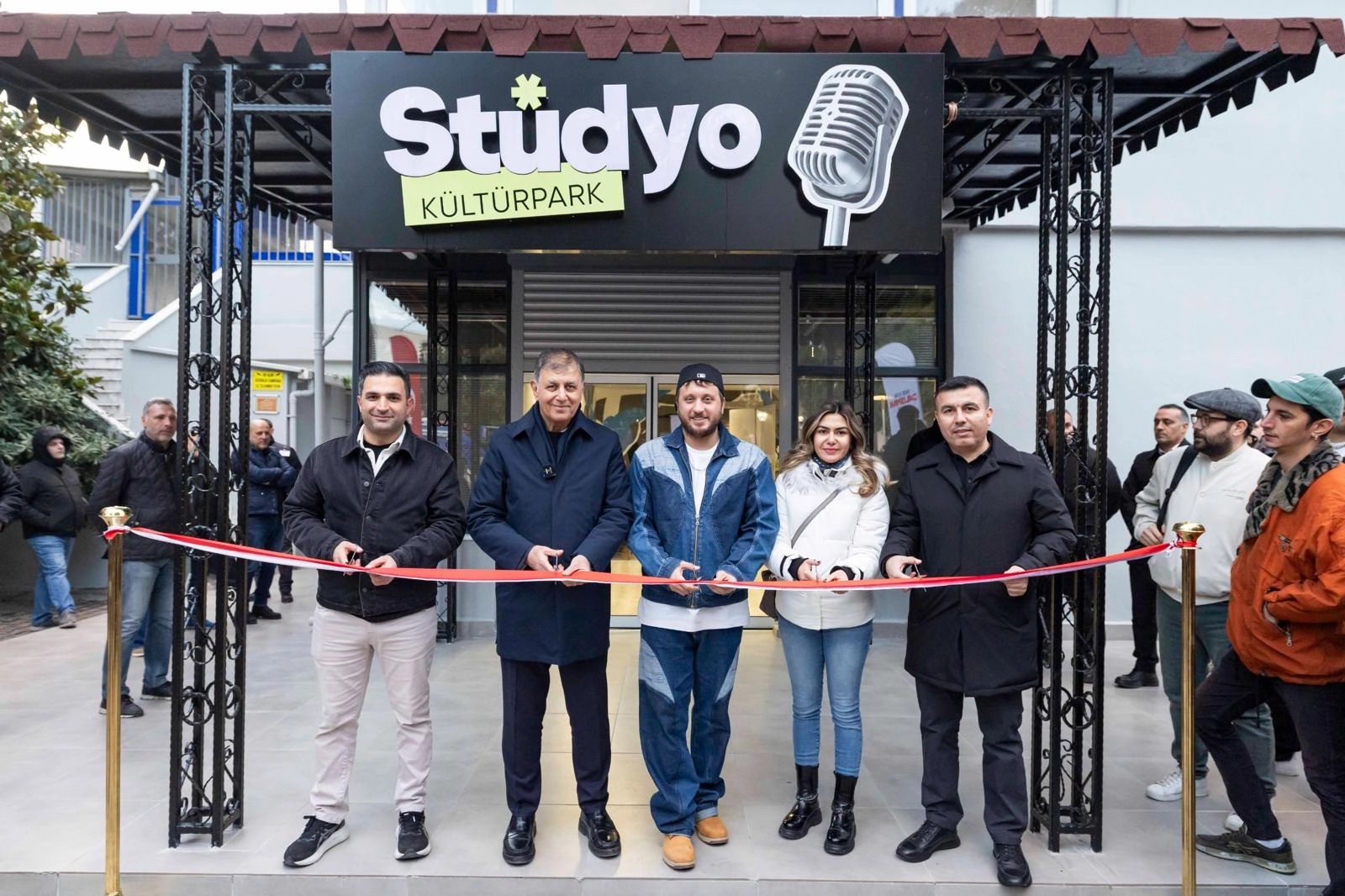 İzmir'de Stüdyo Kültürpark gençlere kapılarını açtı