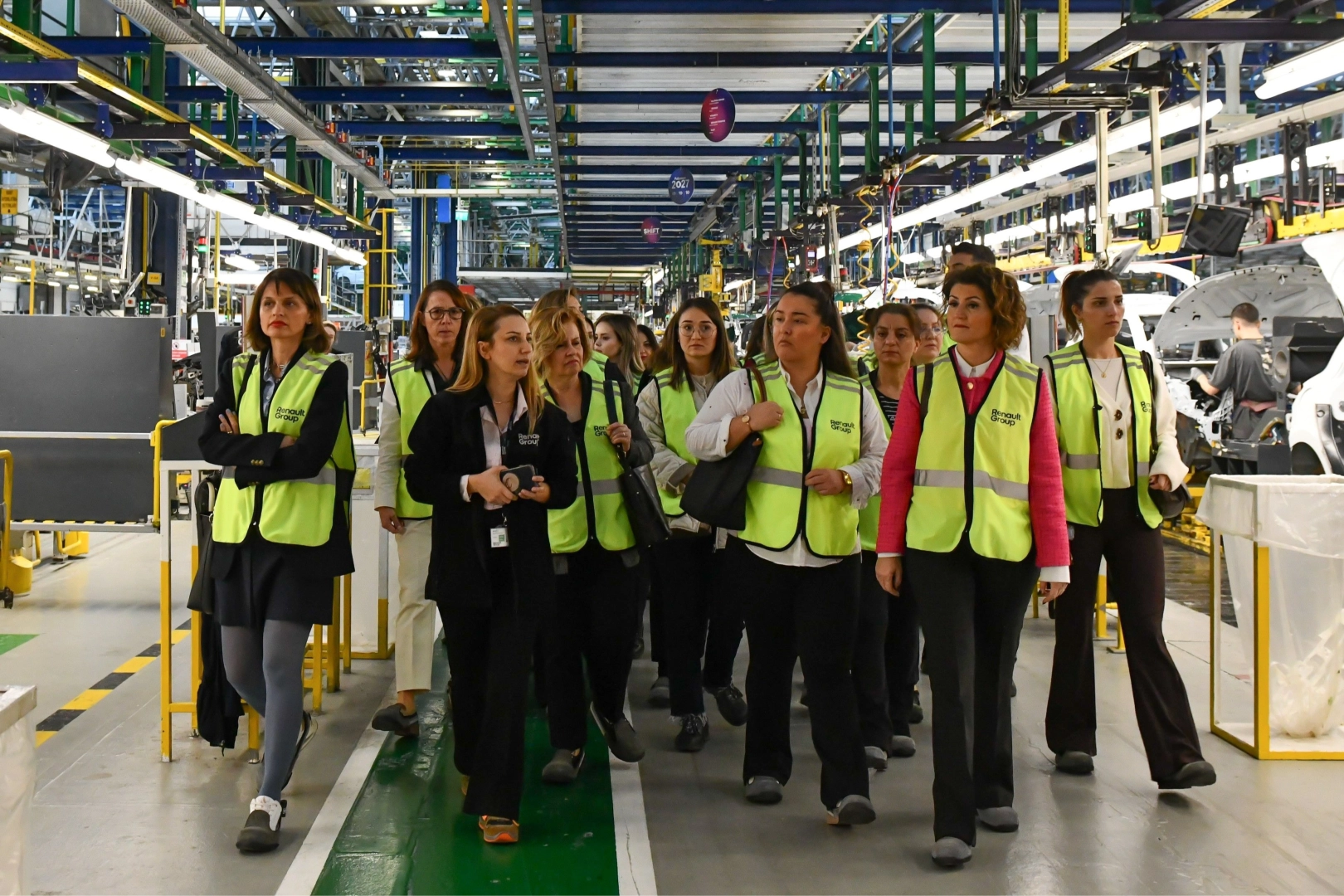 Kadının Güçlenmesi Bursa Platformu'ndan Oyak Renault'a ziyaret