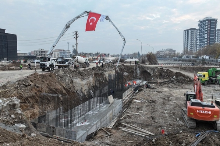 Adana Ege Bağatur Kavşak Projesi’nin temeli atıldı