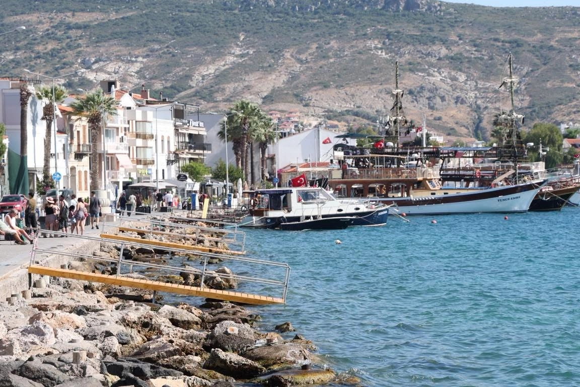 Foça Belediyesi 2025’te altyapı ve kent estetiğini güçlendirdi