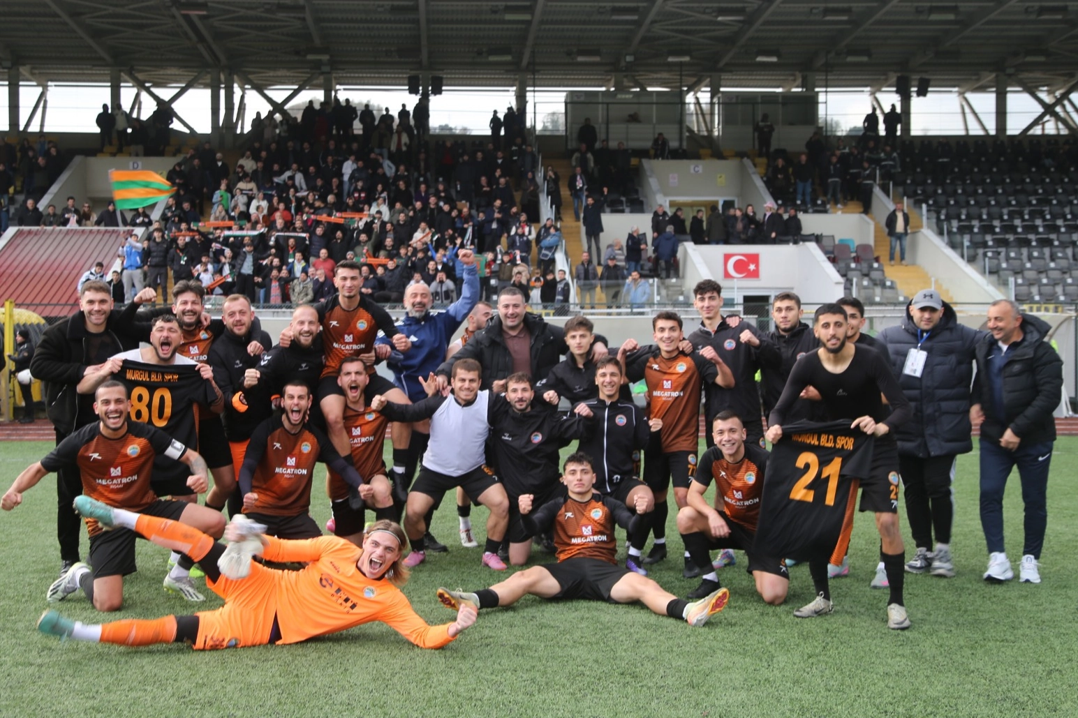 Artvin Murgul Belediyespor 3 puanı 3 golle aldı