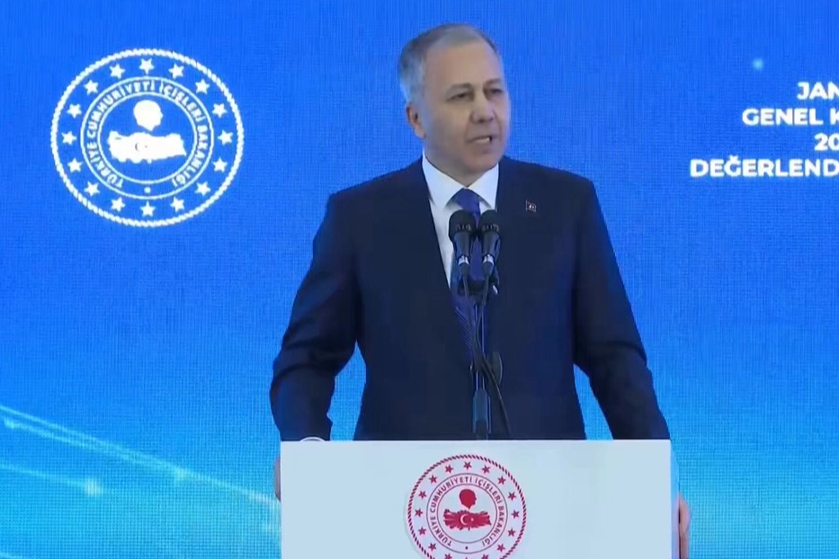 Bakan Yerlikaya'ya Jandarma'ya övgü... Jandarma, Terörsüz Türkiye’nin teminatıdır