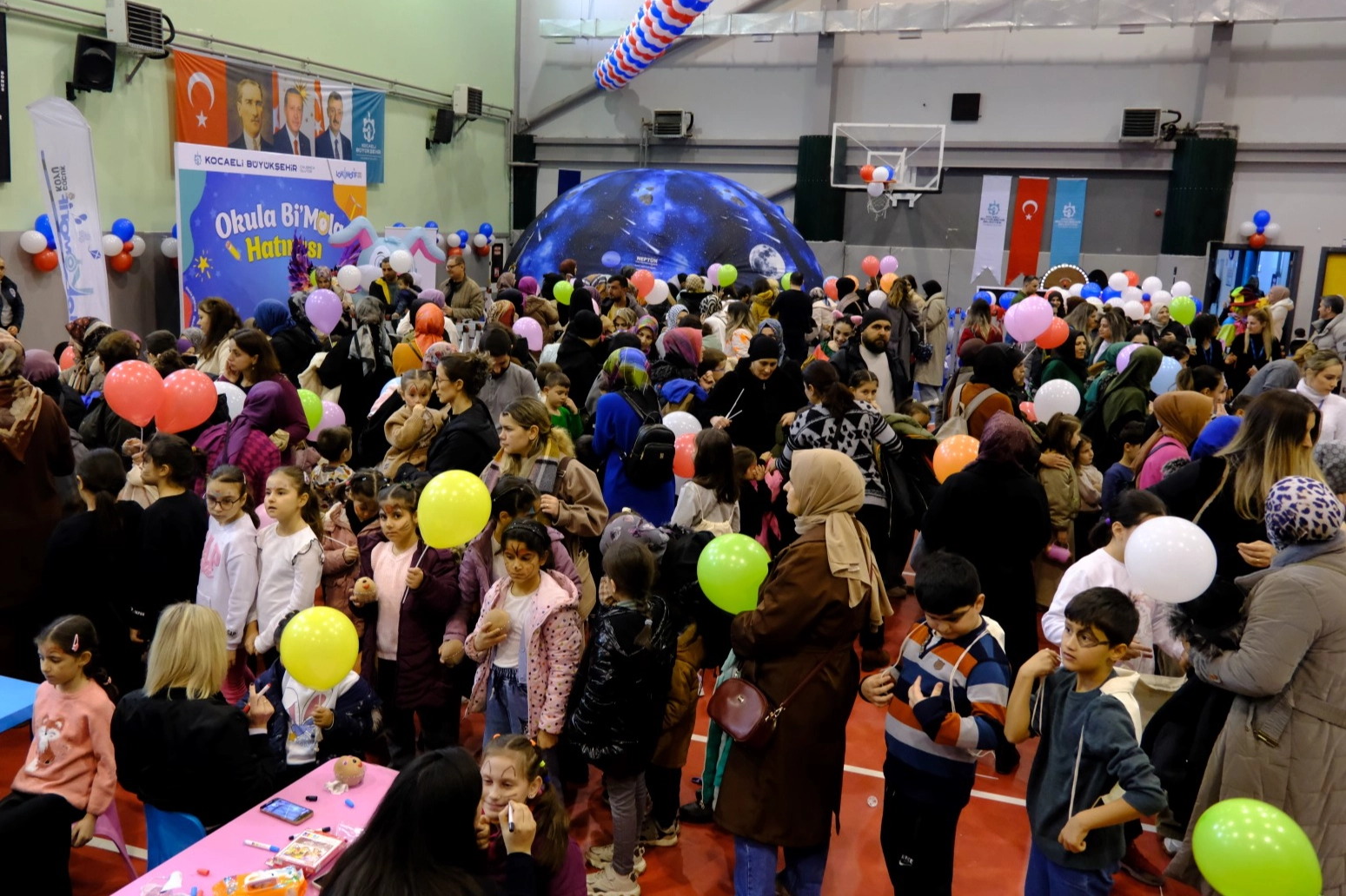 Kocaeli'de “Okula Bi’ Mola” etkinlikleri Karamürsel’i coşturdu