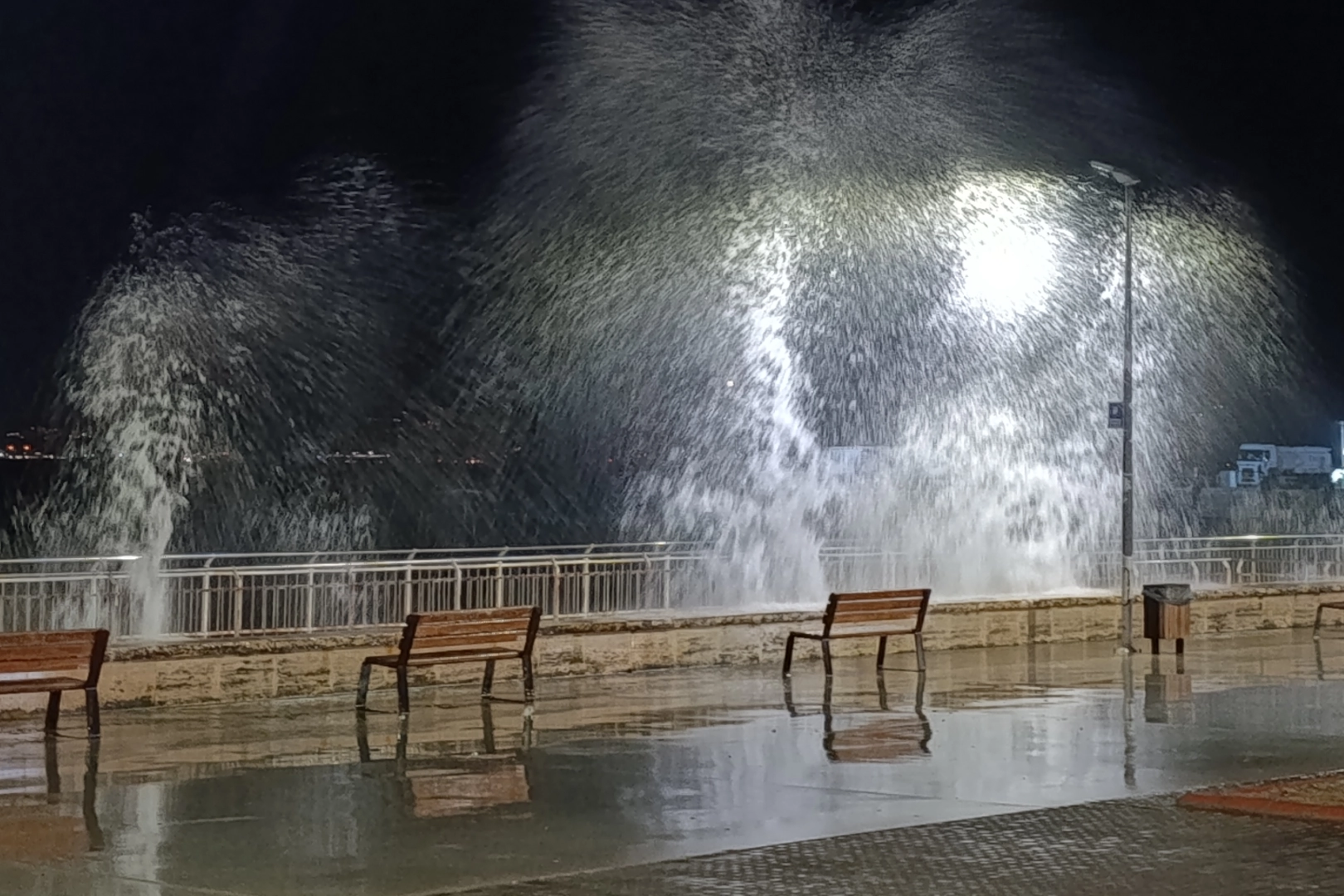 Meteoroloji'den peş peşe uyarılar!