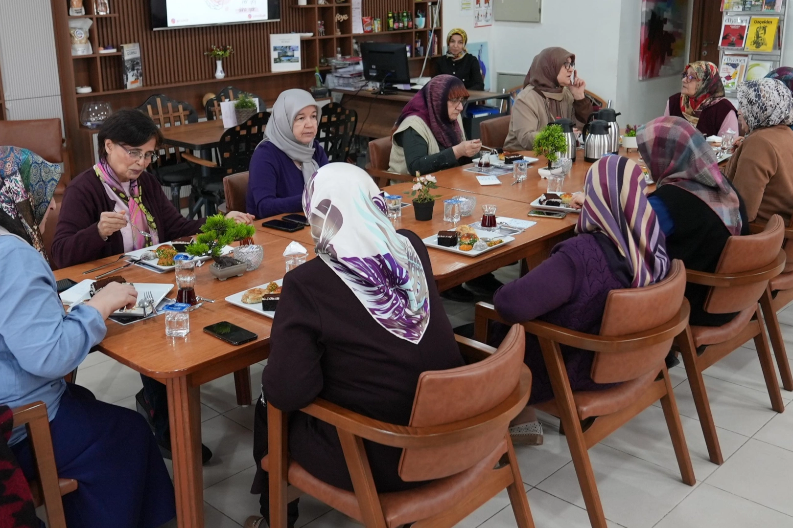 Bursa Gürsu Kadınlar Lokali kadınların buluşma noktası oldu