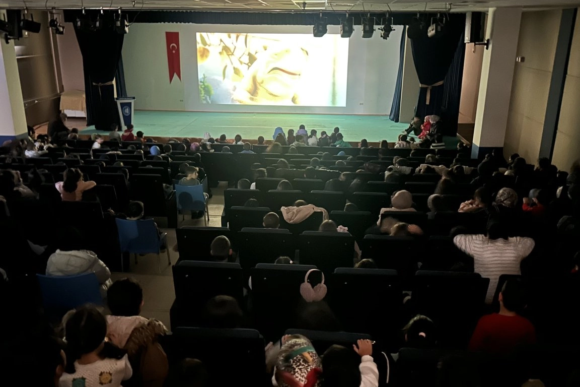 Çorum’da çocuklar sömestr tatilinde sinema ile buluştu