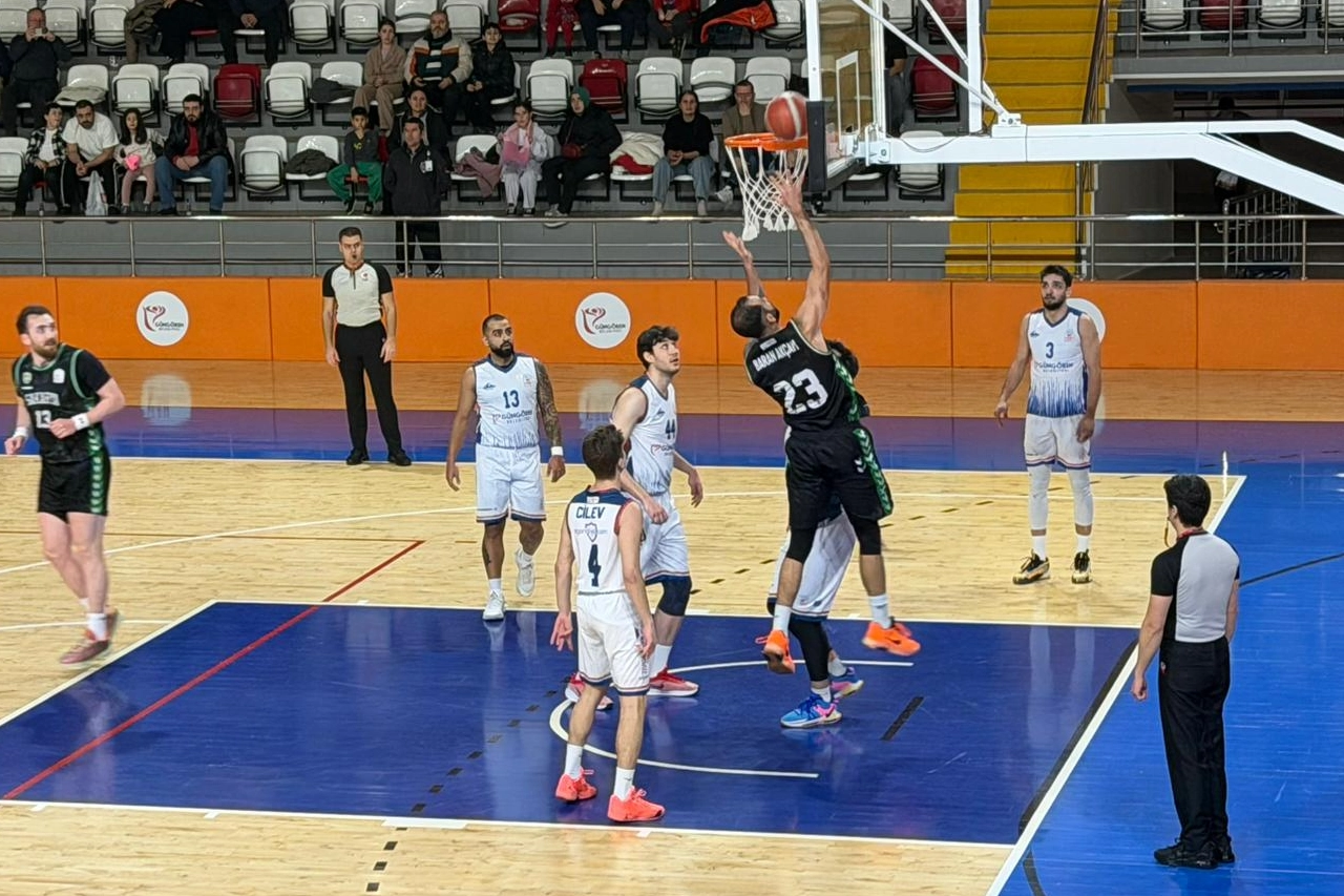 Liderden İstanbul’da gövde gösterisi