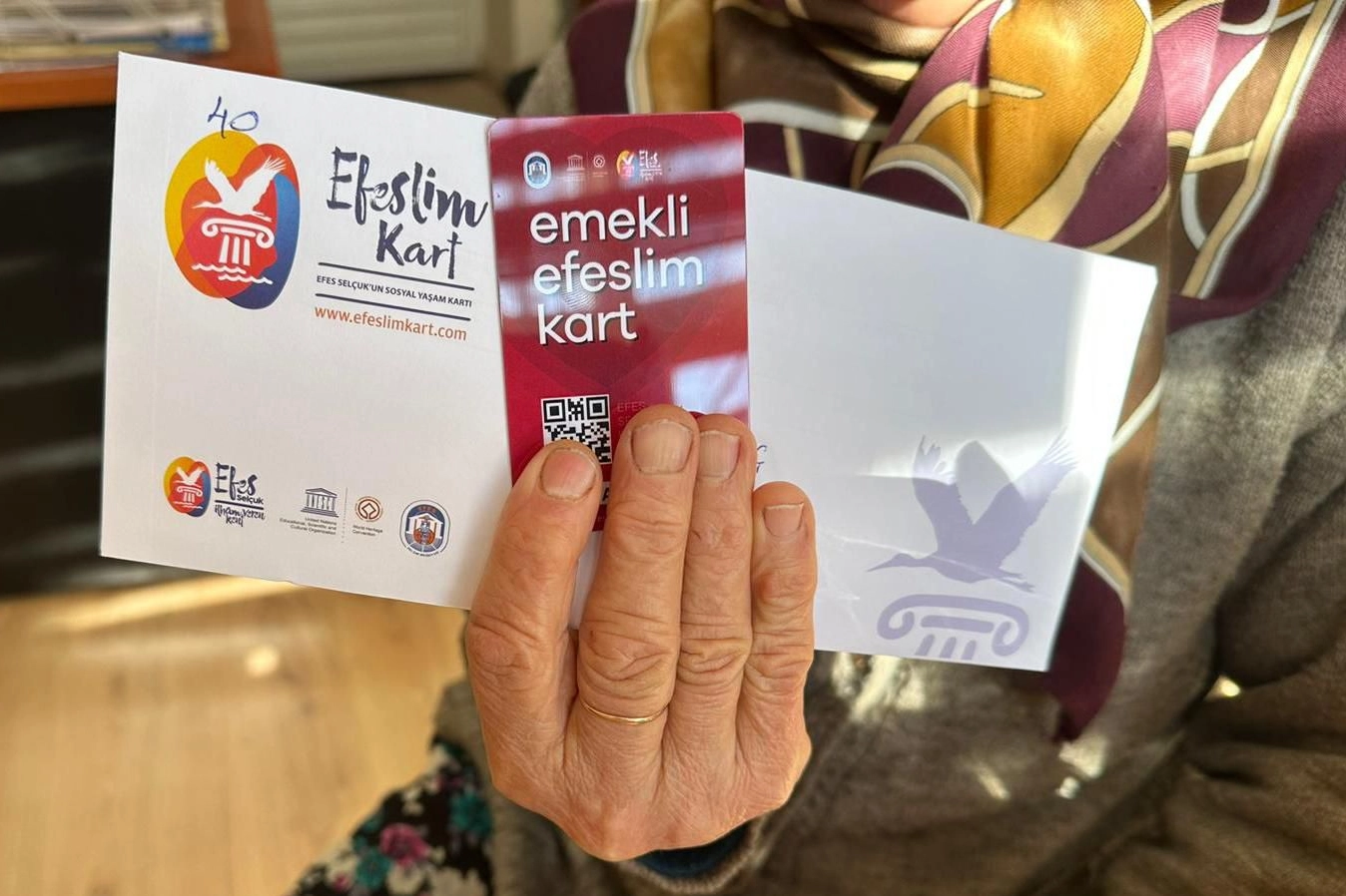 Efes Selçuk'ta emekliye nefes aldıran destek