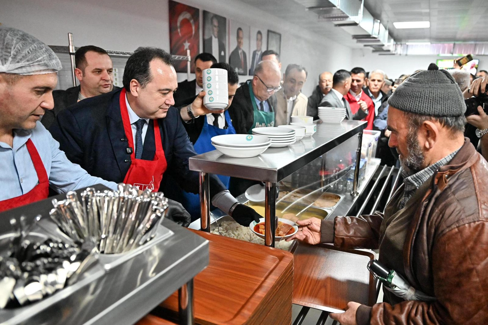 Manisa Kırkağaç'ta sosyal belediyecilik hamlesi