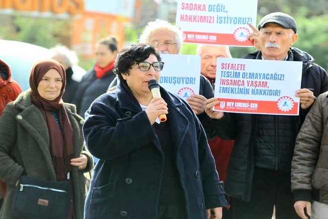 İzmir Karabağlar'da emeklilerden güçlü mesaj