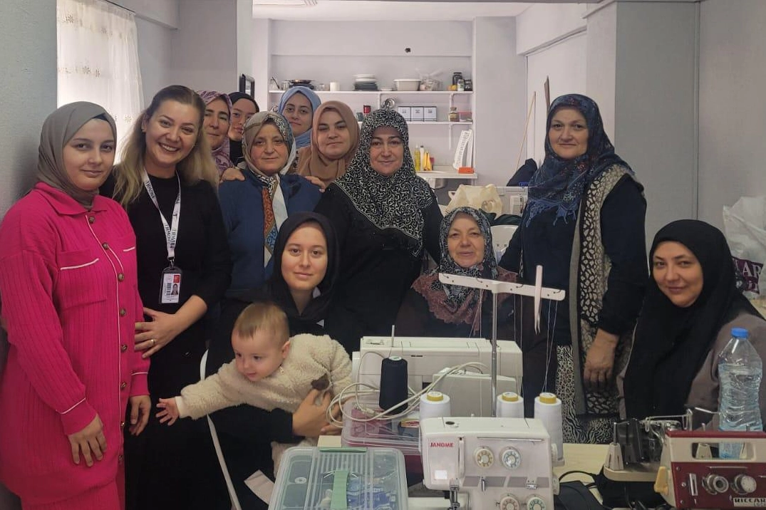 Kocaeli İZMEK'te kurs merkezlerinde sağlık eğitimi verildi
