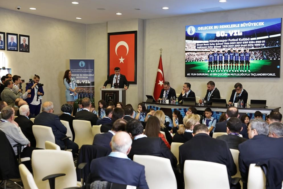 Gelecek Mavi Şimşek’in renkleriyle büyüyecek