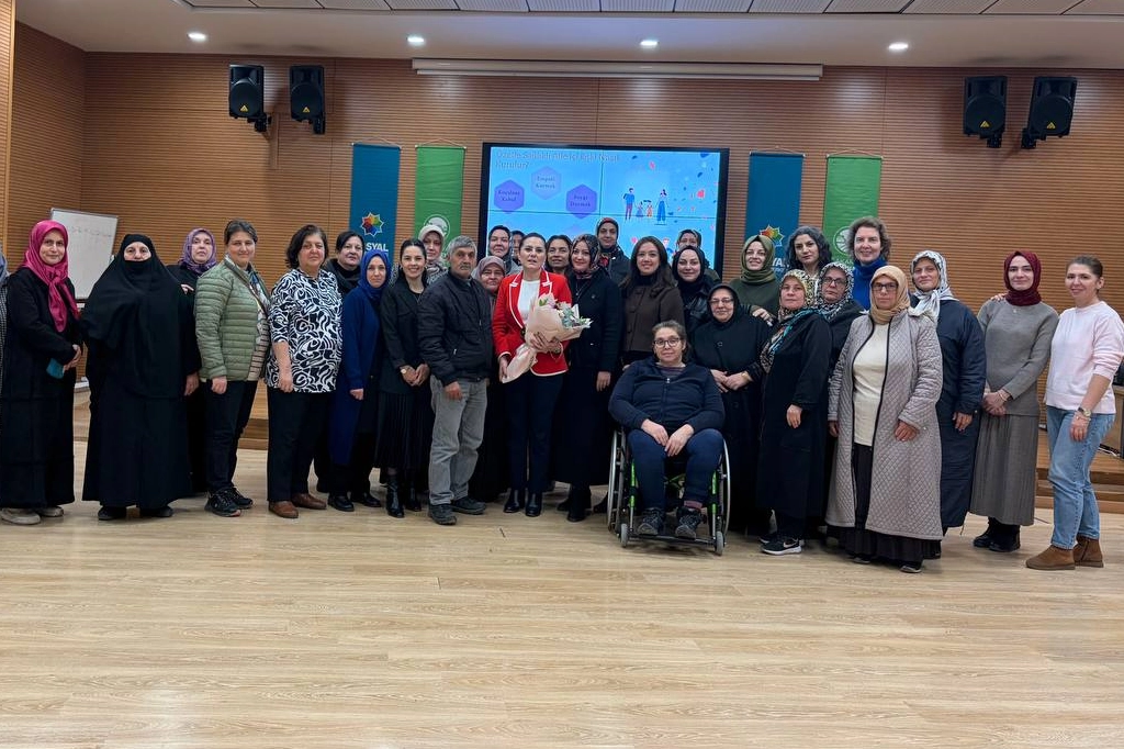 Sakarya SGM'de 'ailede sağlıklı iletişim' konuşuldu
