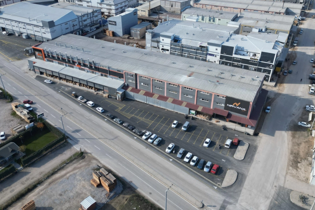 Bursa İnegöl’de 2017 araçlık yeni otopark hizmete girdi
