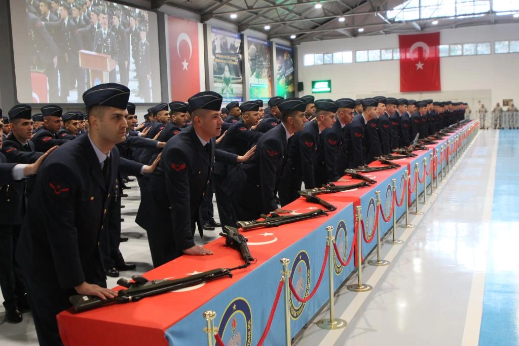 Kütahya’da 50. dönem uzman erbaş adayları yemin etti