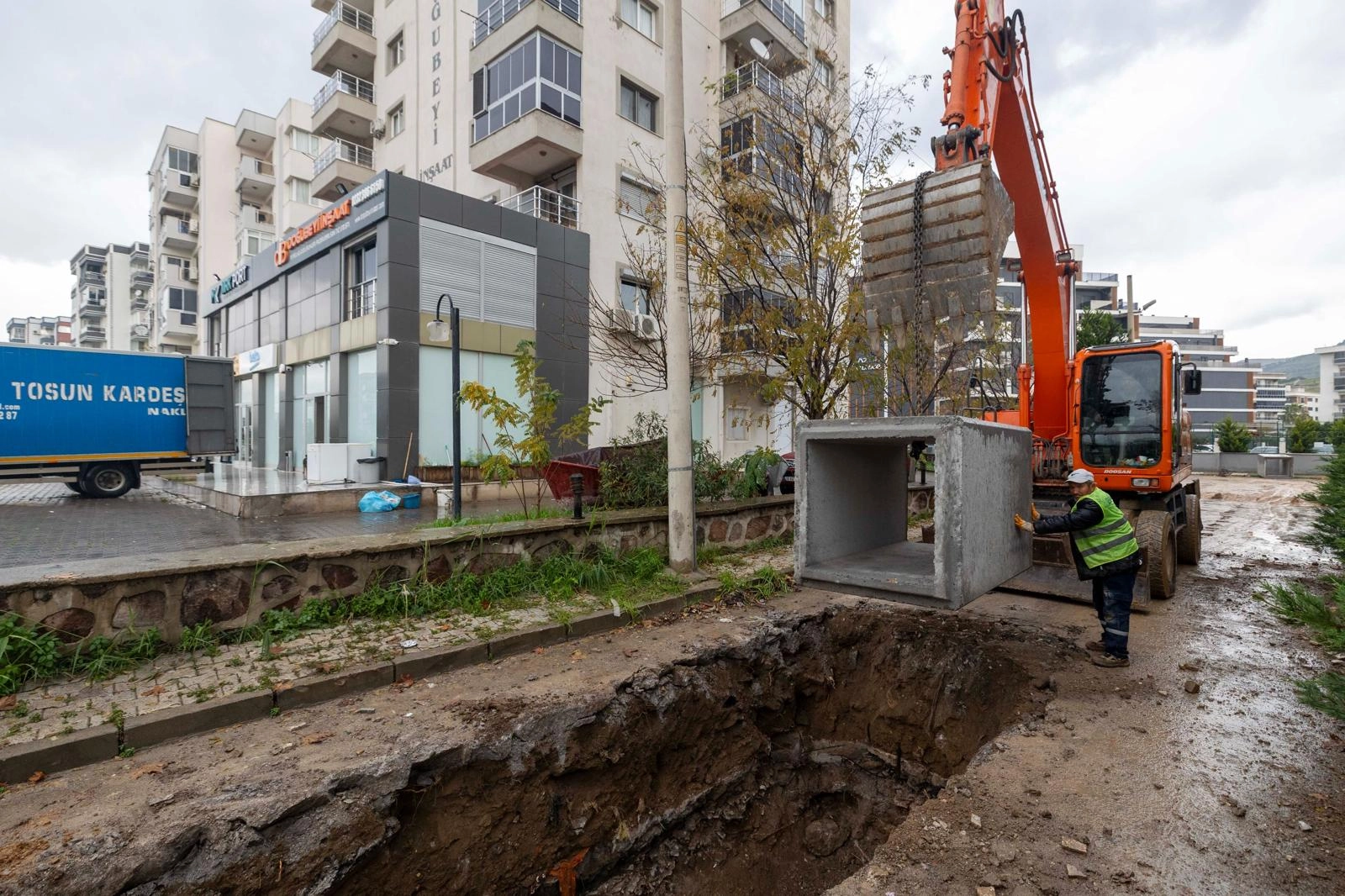 İzmir'de Karşıyaka ve Çiğli’de taşkınlara karşı 410 milyon liralık dev yatırım
