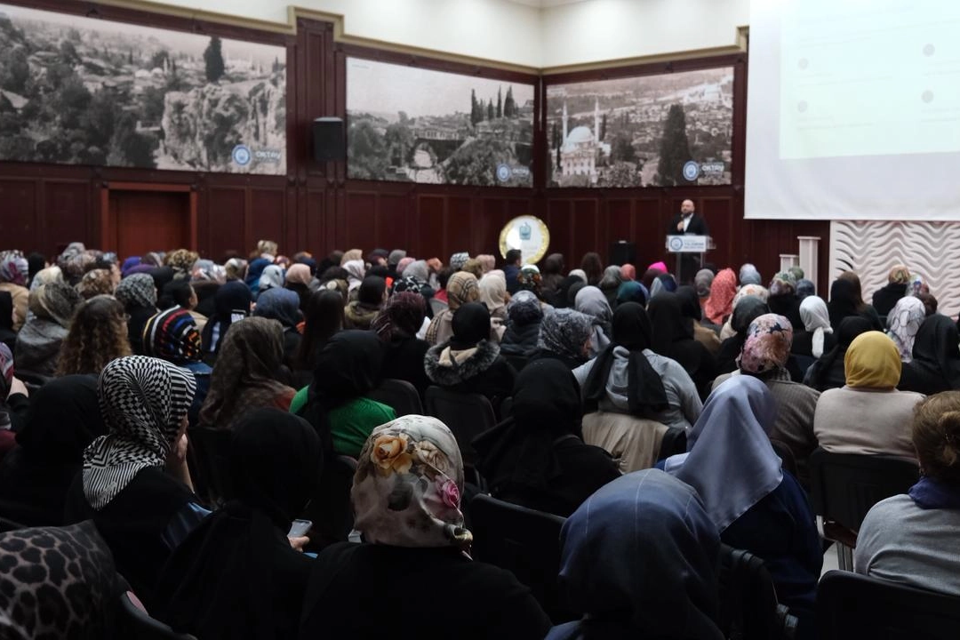 Bursa Yıldırım'da kadınlara e-ticaret desteği