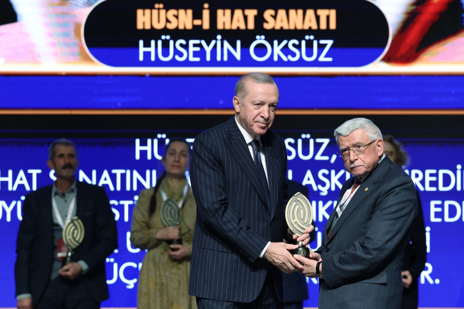 Dr. Hüseyin Öksüz’e “Yaşayan İnsan Hazineleri” ödülü