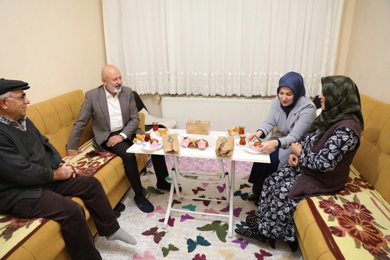 Kayseri Kocasinan'da 2 bin 638 çiftten mutluluğa evet
