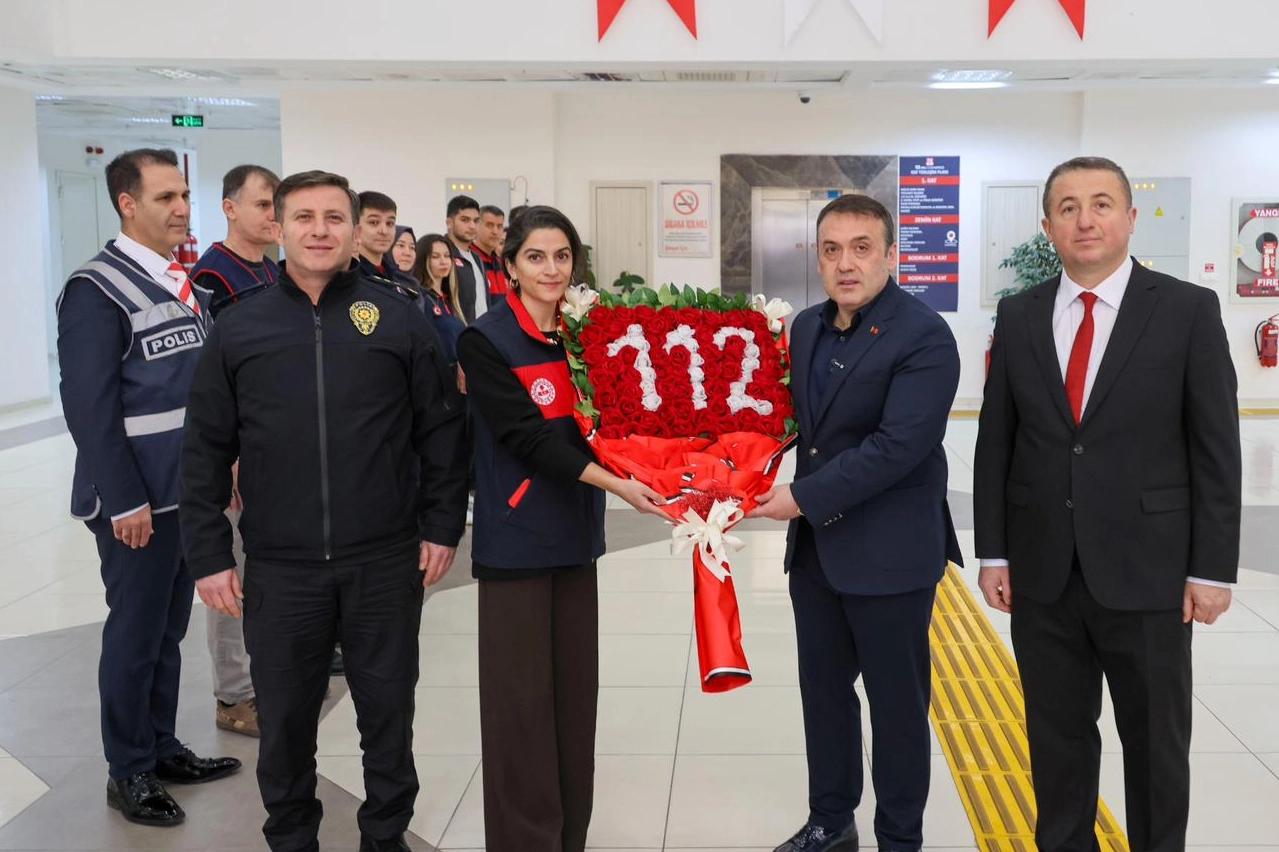 Bilecik’te Vali Sözer’den 112 personeline ziyaret