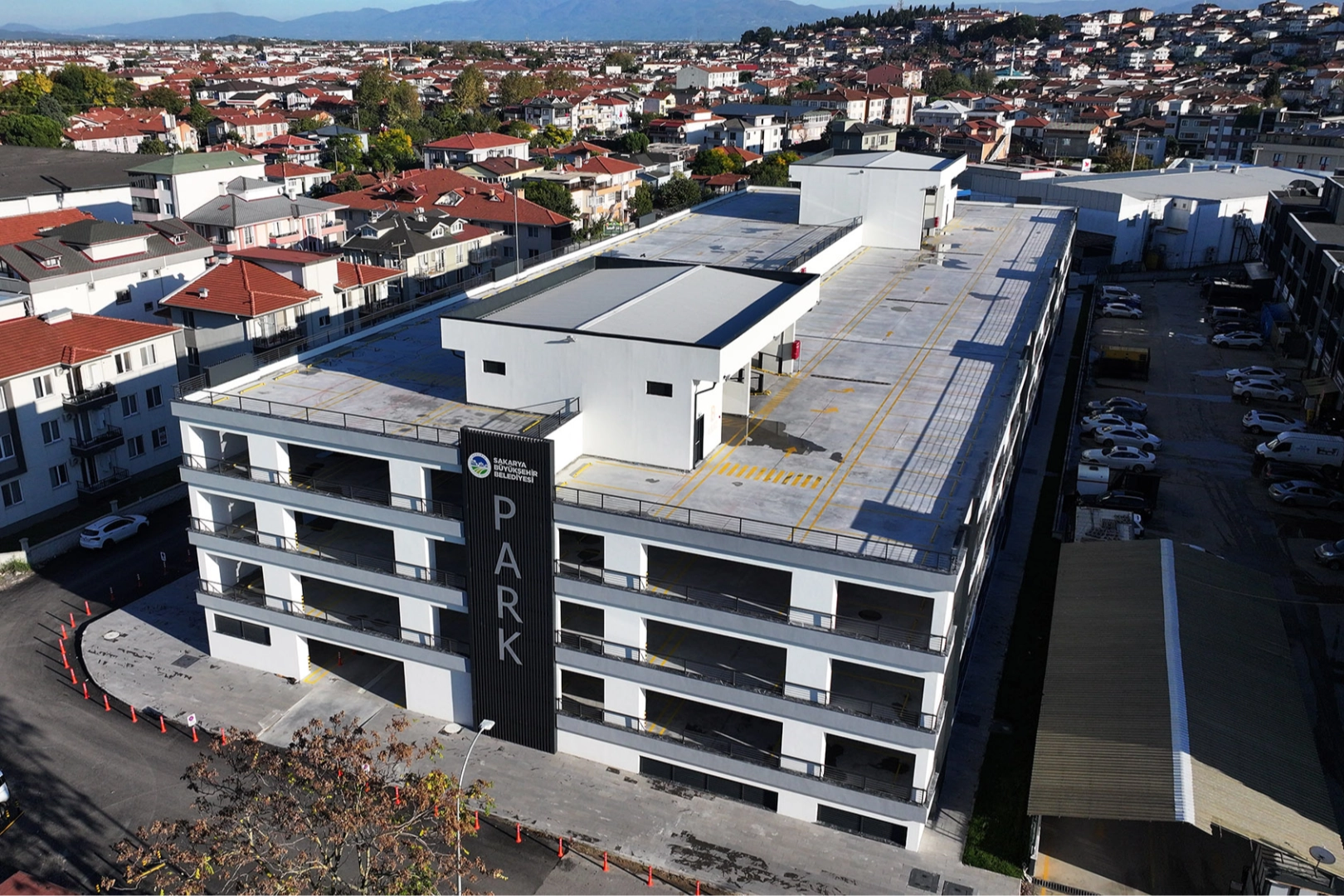 Sakarya Hastaneler Kampüsü’ndeki kronik soruna 'katlı otopark' çözümü