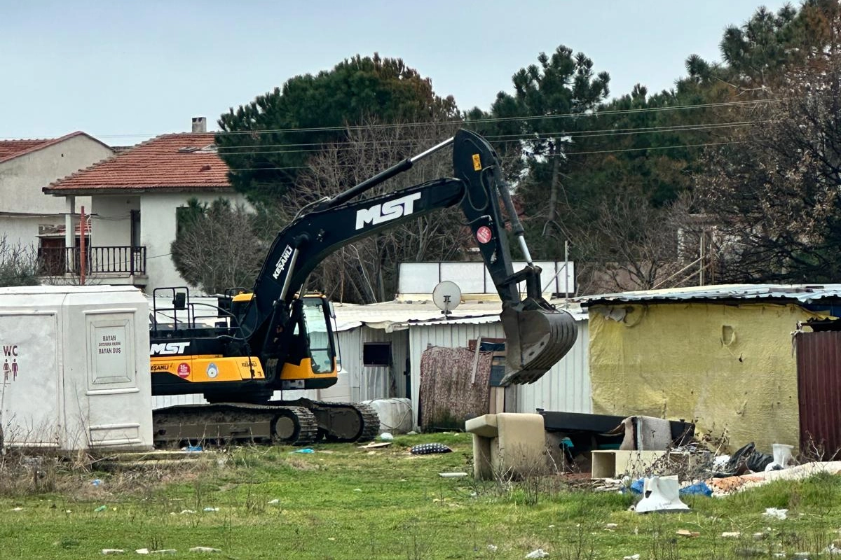 Keşan Belediyesi'nden Erikli Sahili açıklaması... Yapı kayıt belgeleri iptal edildi